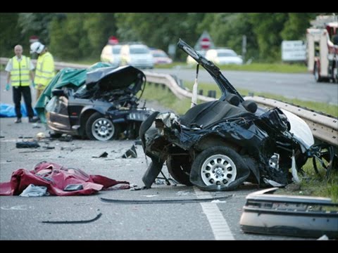 Most shocking road accidents horrible car crashes 1 hour compilation +18