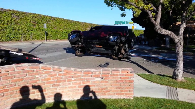 Best Epic Tow Truck Fails of 2015   No Pictures   Funniest