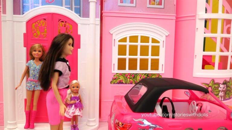 Barbie Toy Episodes ! Toys and Dolls Fun for Kids Barbie’s Car Wash, Dreamhouse, & Park | SWTAD
